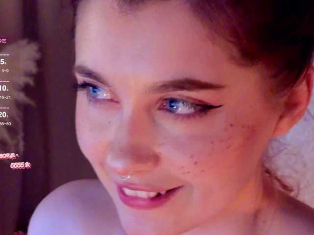 видео HoneyCherry