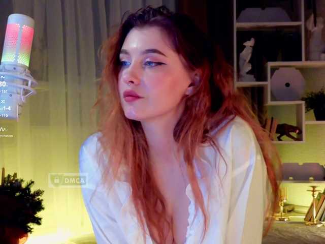 видео от HoneyCherry