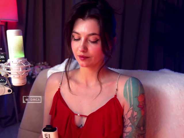 HoneyCherry's BongaCams show and profile