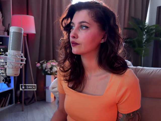 HoneyCherry's BongaCams show and profile