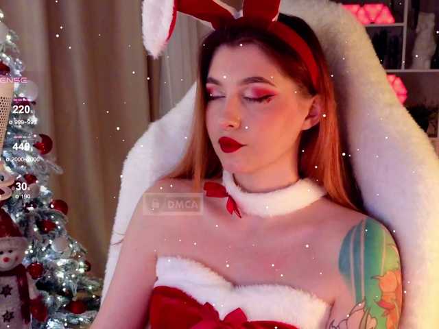 HoneyCherry's BongaCams show and profile