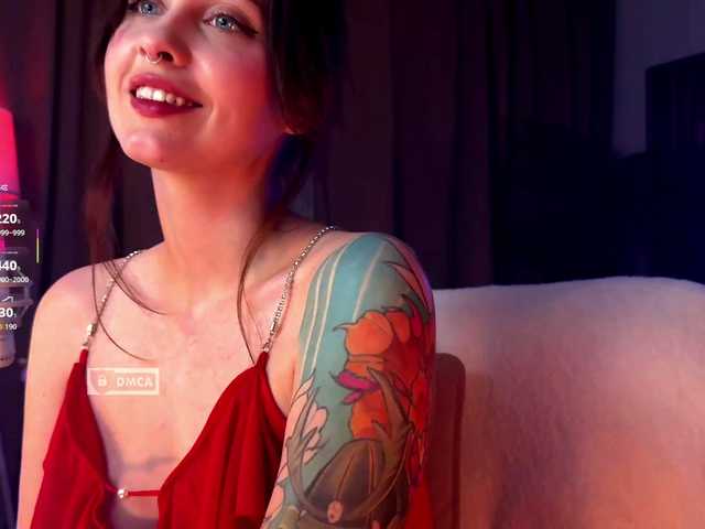 HoneyCherry's BongaCams show and profile