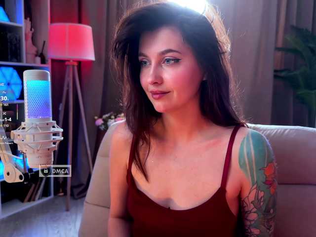 HoneyCherry's BongaCams show and profile