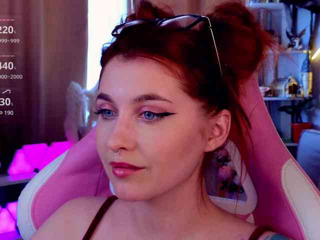 HoneyCherry webcam
