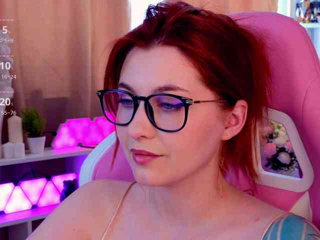 HoneyCherry webcam