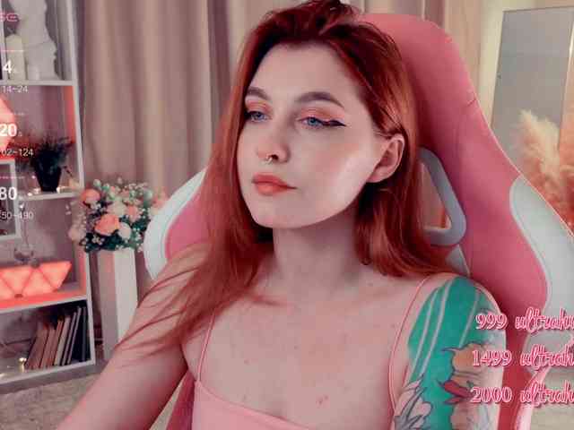 free live chat HoneyCherry