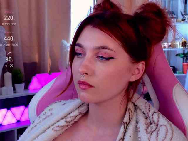 HoneyCherry webcam