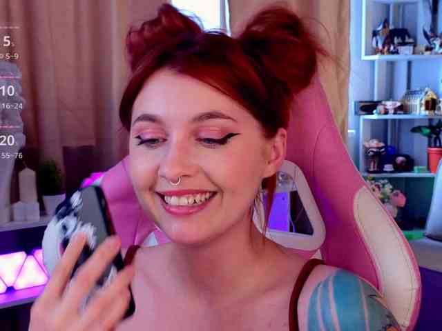 HoneyCherry webcam