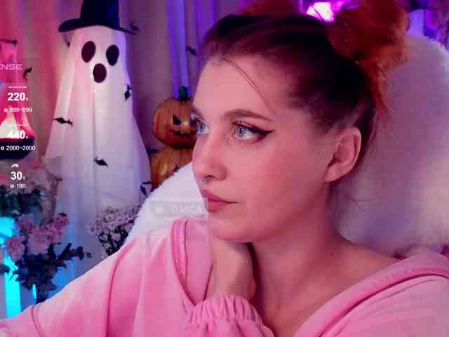 HoneyCherry webcam