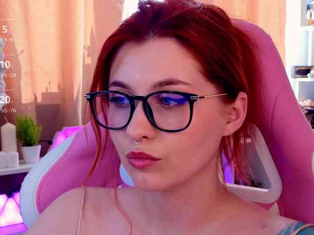 HoneyCherry webcam