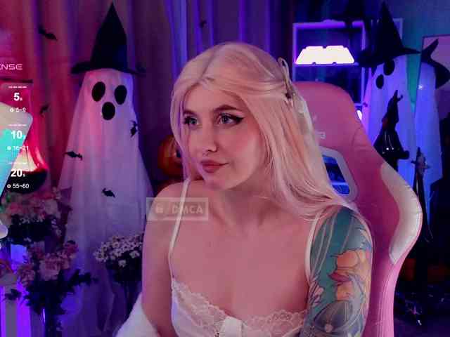 HoneyCherry webcam