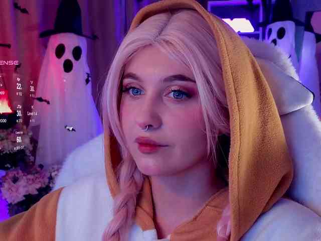 HoneyCherry webcam