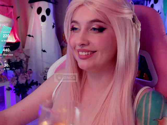 HoneyCherry webcam