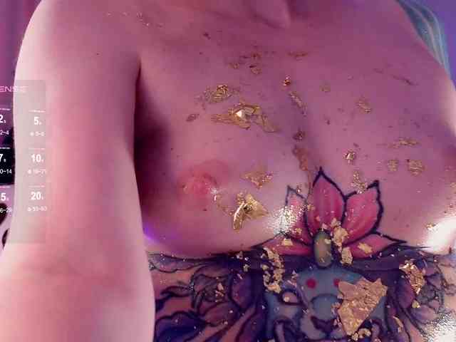 HoneyCherry webcam