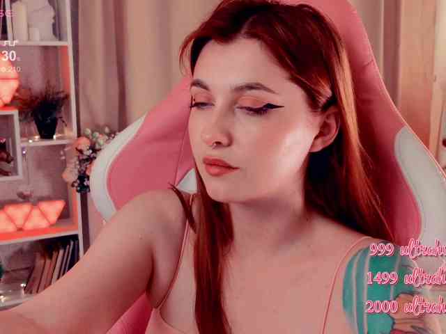HoneyCherry webcam