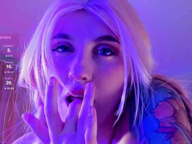 HoneyCherry webcam