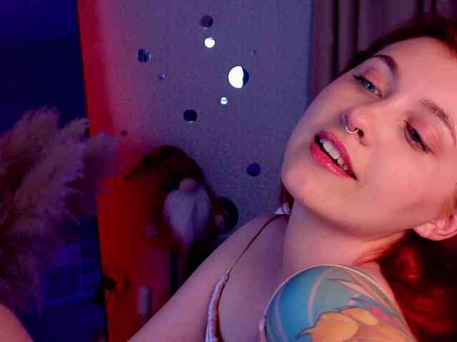 HoneyCherry webcam