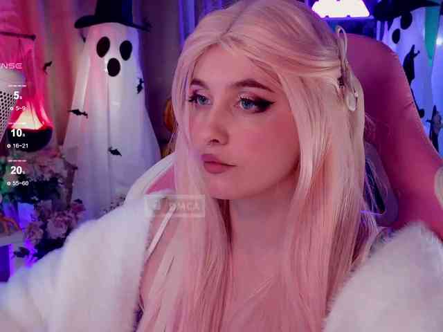 HoneyCherry webcam