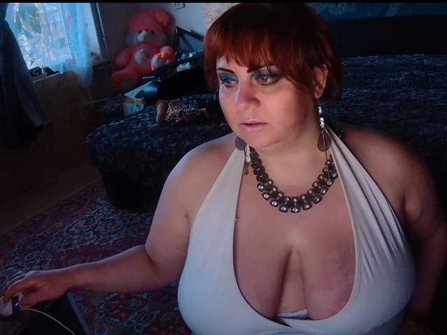 juicy-fruittt's BongaCams show and profile