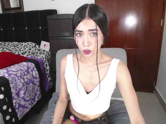 Meghan-love Meghan-love