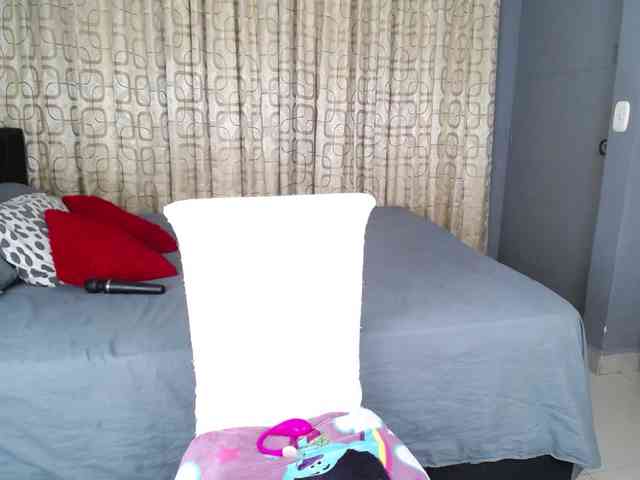 Babi_Moon webcam