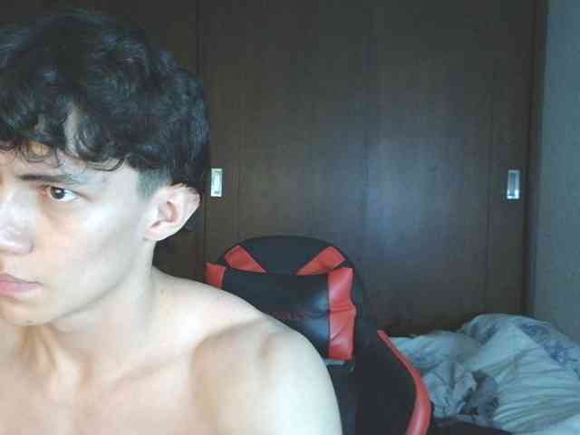 AresHolland Live Webcam on {site_name}