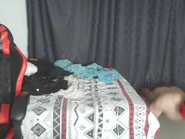 AresHolland Live Webcam on BongaCams