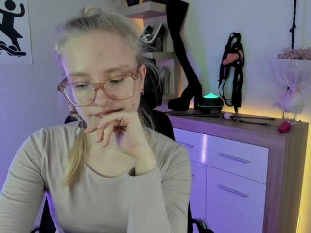 NancyErotic webcam bongacams model stream image