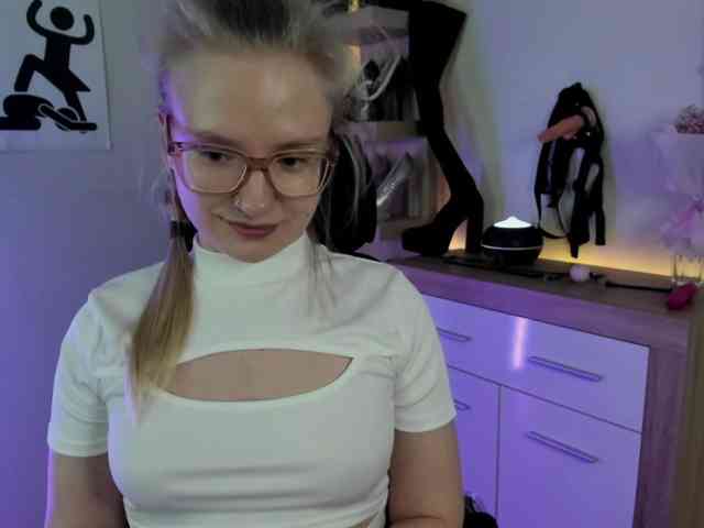 NancyErotic webcam