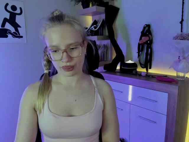NancyErotic webcam