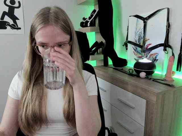NancyErotic webcam