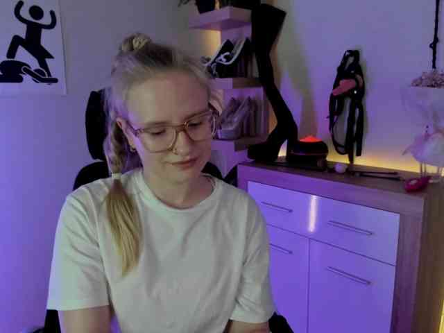 NancyErotic webcam