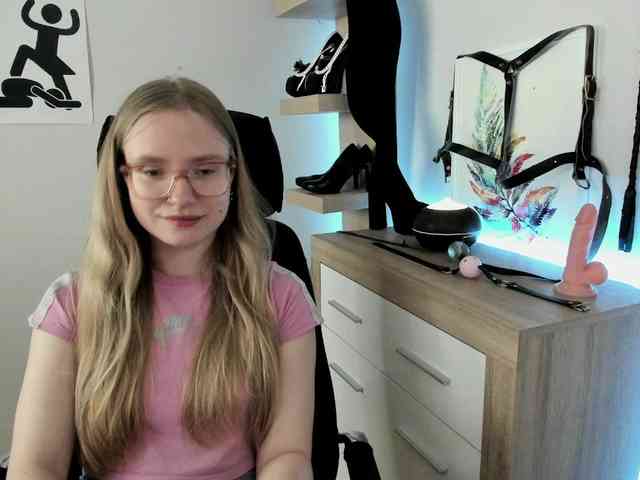 Модель: NancyErotic