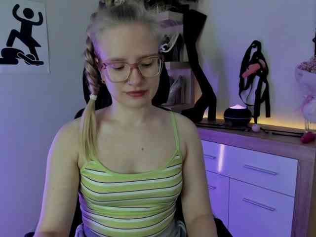 NancyErotic webcam