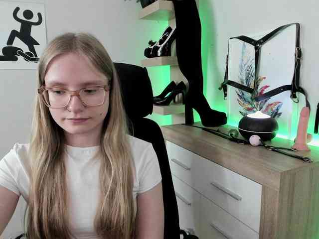 NancyErotic webcam