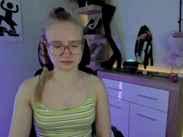 NancyErotic webcam