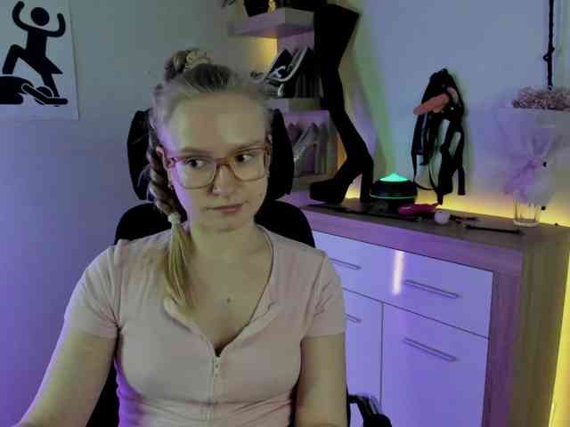 NancyErotic webcam