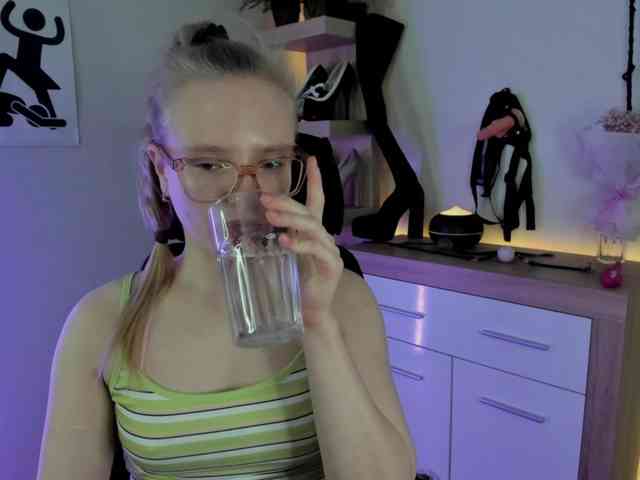 NancyErotic webcam