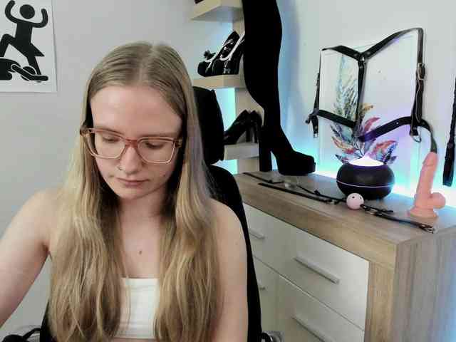 NancyErotic webcam