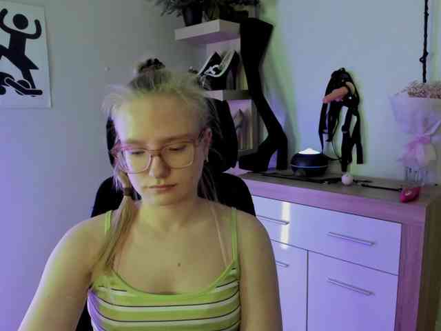 NancyErotic webcam