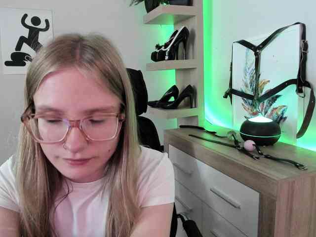 NancyErotic webcam