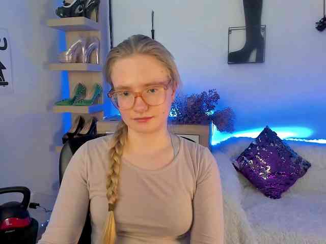 livesex free NancyErotic