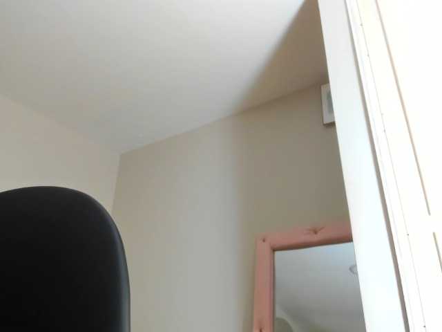 milfebony's BongaCams show and profile