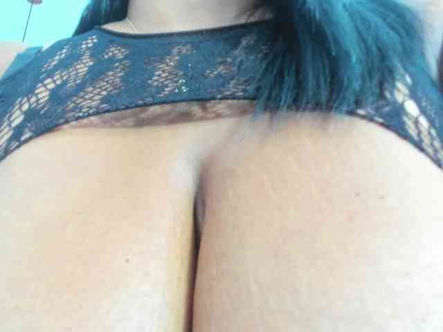milfebony webcam