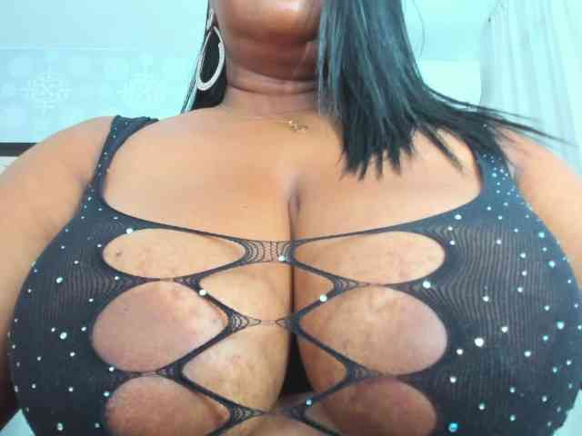 milfebony webcam