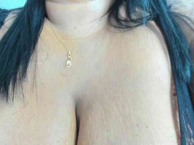 milfebony webcam