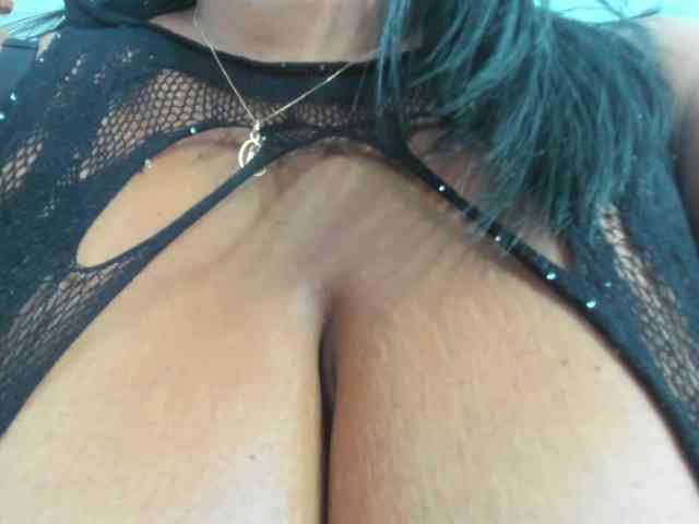 milfebony webcam