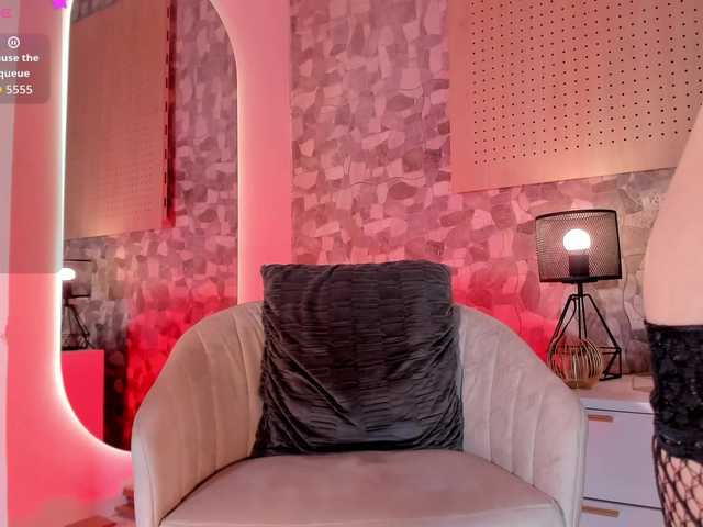 Ashley-Pink's BongaCams show and profile