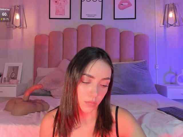 Ashley-Pink webcam