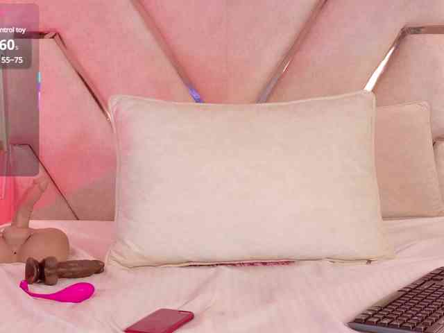 Ashley-Pink webcam